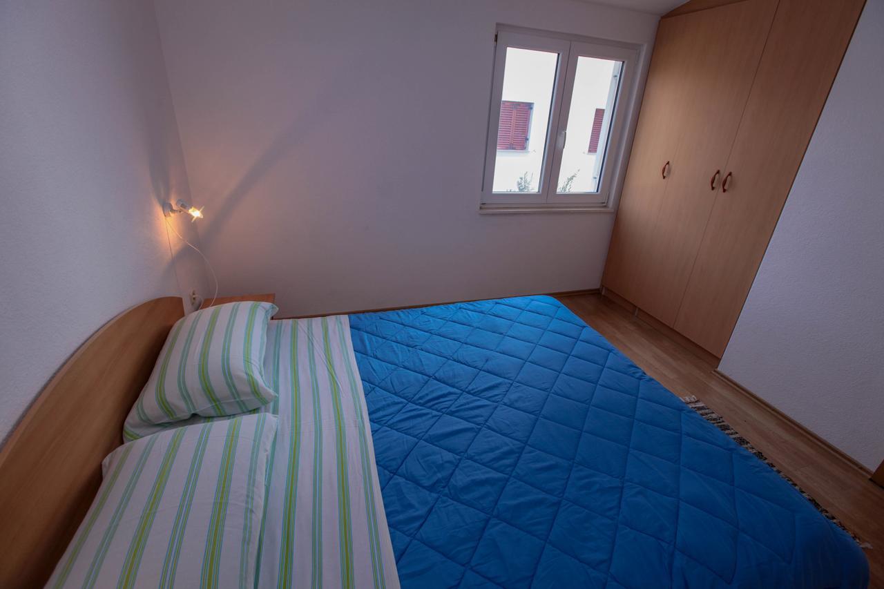 Apartments Mama Рогозница Екстериор снимка